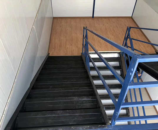 集装箱内部图